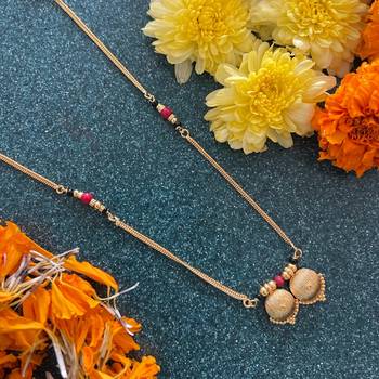 Gold mangalsutra 1