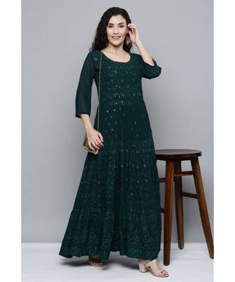 Kvsfab Women Green Embroidered Sequinned Kurta with Trousers 1