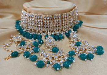 Green Pearl Pachi Kundan Choker Latest Jewellery Set 1