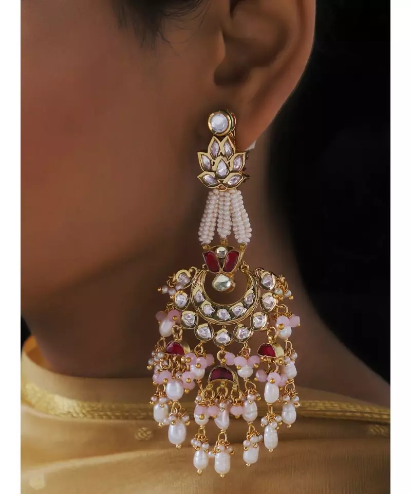 Asthetic Red Pink and White Chandbali