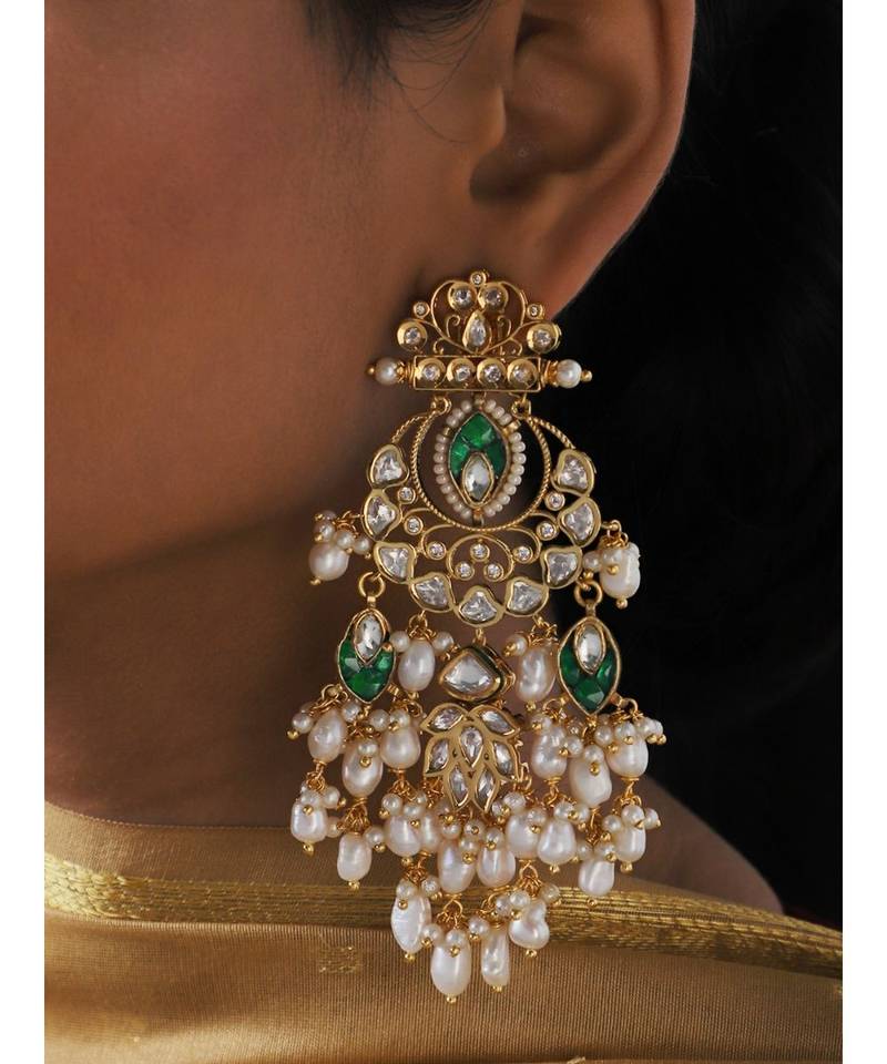 White and Green Takkar Pan Chandiler Jhumka