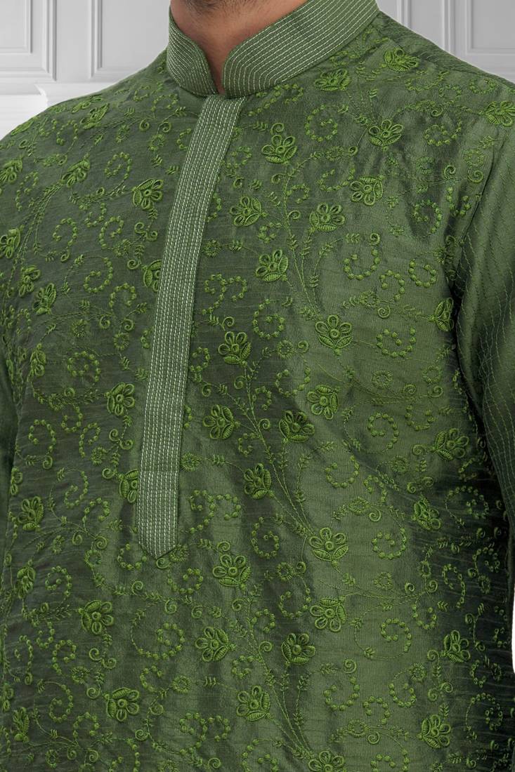 Green embroidered art silk kurta-pajama