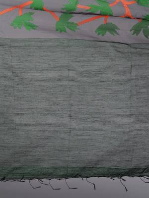 Green woven matka silk saree with blouse 4