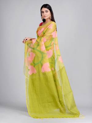 Green woven matka silk saree with blouse 2