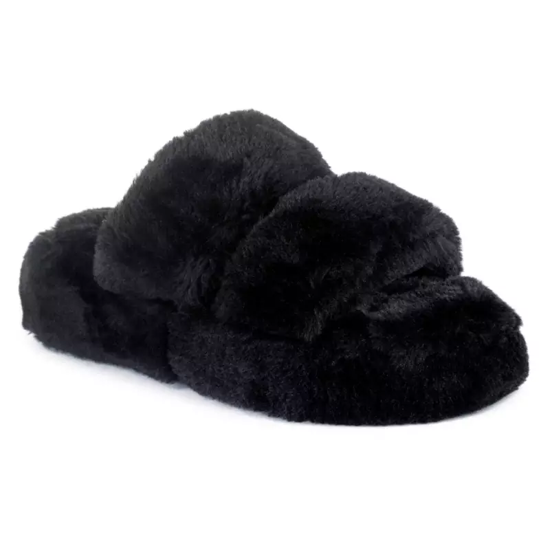 Burrow-In Indoor Fur Flats in Black