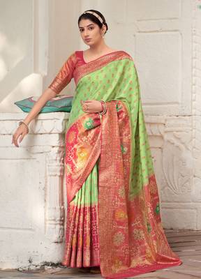 Light green woven kanchipuram silk saree with blouse 1