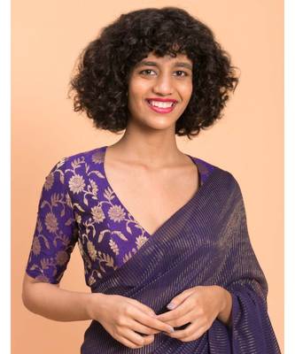 Suta Blue & Gold Stripes Woven Zari Pure Handloom Cotton Saree 2