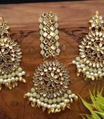 Green Copper Base Gold Plated Kundan Light Weight Earrings Maangtika Set Combo
