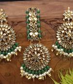 Green Copper Base Gold Plated Kundan Light Weight Earrings Maangtika Set Combo