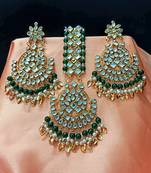 Green Copper Base Gold Plated Kundan Light Weight Earrings Maangtika Set Combo