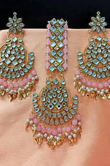 Pink Copper Base Gold Plated Kundan Light Weight Earrings Maangtika Set Combo