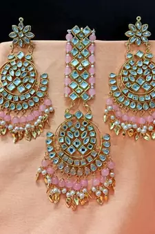 Pink Copper Base Gold Plated Kundan Light Weight Earrings Maangtika Set Combo