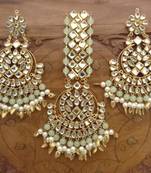 Green Copper Base Gold Plated Kundan Light Weight Earrings Maangtika Set Combo