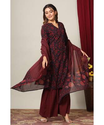 Women's Cotton Floral Print Straight Kurta Sharara Dupatta Set 1