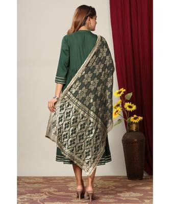 Womens Rayon Solid Print Anarkali Kurta with Dupatta 6