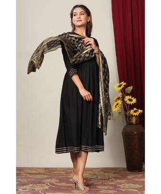Womens Rayon Solid Print Anarkali Kurta with Dupatta 1