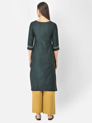 Span Green Embroidered Straight Kurta 4