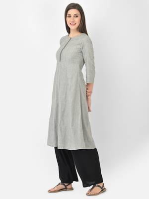 Span Grey Embroidered A-Line Kurta 3