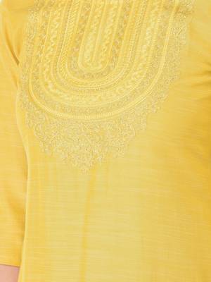 Span Yellow Embroidered Straight Kurta 5