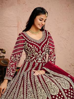 Magenta embroidered net salwar kameez 4