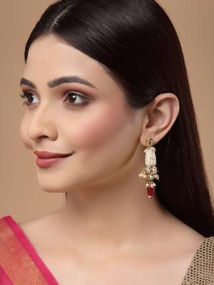 Red pearl earrings 1