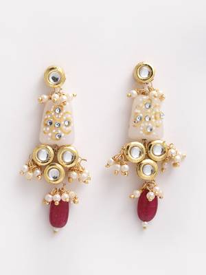 Red pearl earrings 3