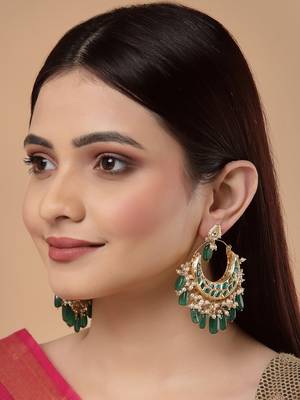 Green pearl earrings 1
