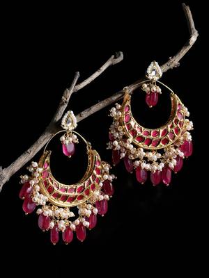 Red pearl earrings 2