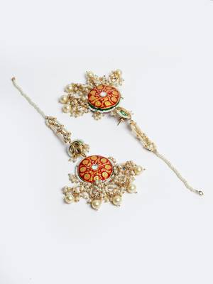 Red pearl earrings 4
