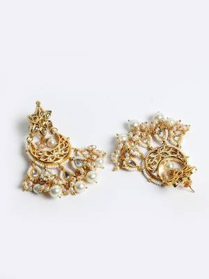 Gold pearl earrings 4