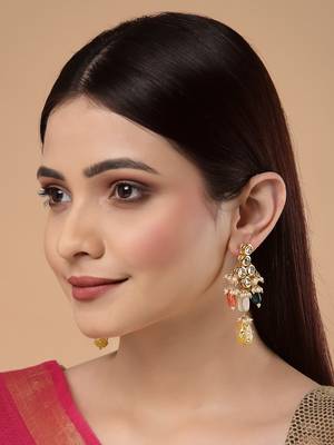 Yellow pearl earrings 1