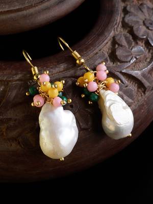 Pink pearl earrings 2