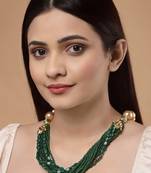 Green pearl necklaces