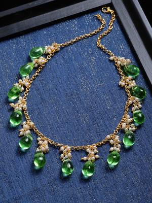 Green pearl necklaces 5