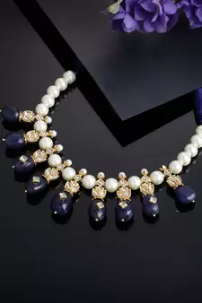 Blue pearl necklaces