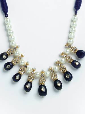 Blue pearl necklaces 4