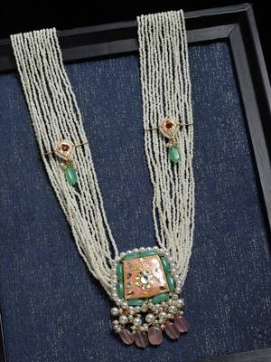 Pink pearl necklaces 5