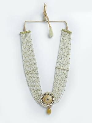 Yellow pearl necklaces 3