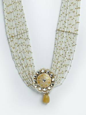 Yellow pearl necklaces 4