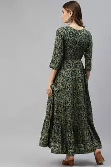 Green embroidered cotton ethnic-kurtis