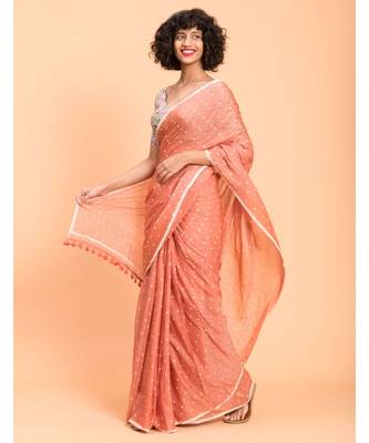 Suta Peach White Polka Dots Printed Pure Cotton Saree 4