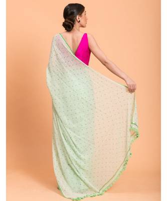 Suta Women Green Pure Cotton Polka Dots Printed Saree 3