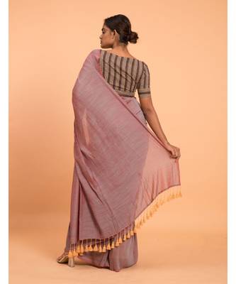 Mauve & beige coloured tasseled solid Mul-Viscose saree 4