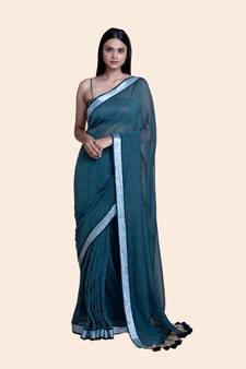 Grey And Zari Border Cotton Handloom Saree