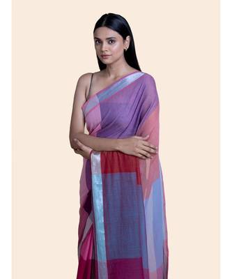 Multicolred And Zari Border  Cotton Handloom Saree 3