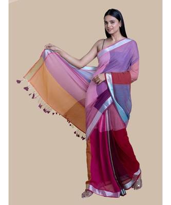 Multicolred And Zari Border  Cotton Handloom Saree 4