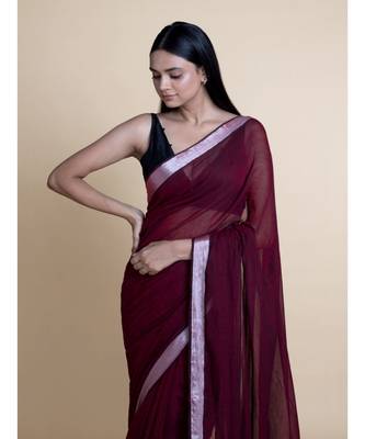 Maroon And Zari Border  Cotton Handloom Saree 3