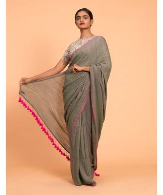Grey & pink tassels Solid Viscose Saree 2