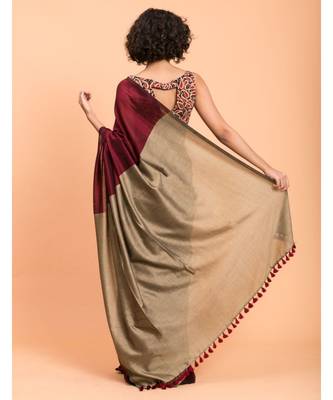 Suta Women Maroon Colorblocked Cotton Blend Saree 4