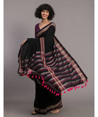 Suta Women Black & stripes Cotton Handloom Saree 3